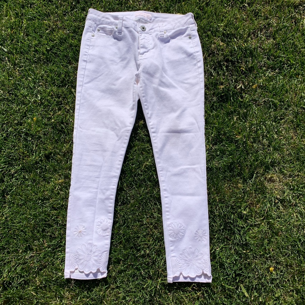 White embroidered stretchy jeans